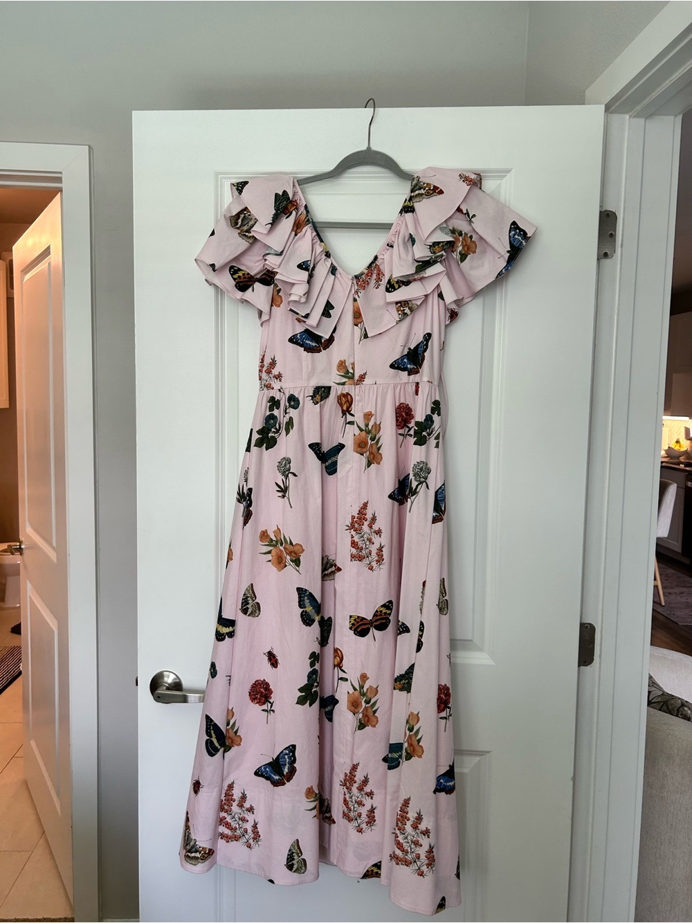 ANTONIO MELANI Pink Ruffled Butterfly & Floral Dress - Picture 4 of 4